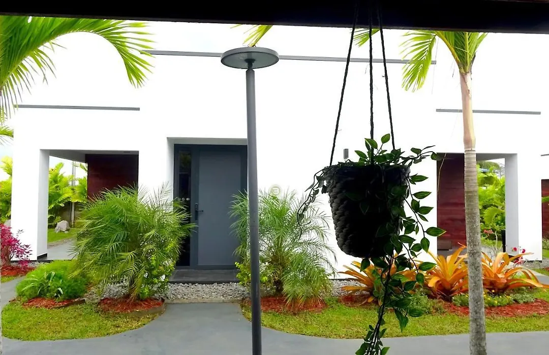 Bronbella Villa Residence-1